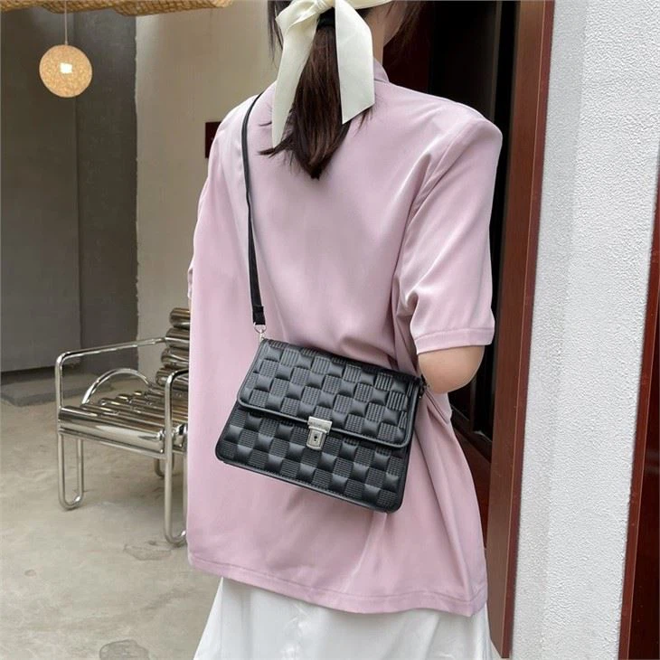 All-match Portable Underarm Small Square Bag